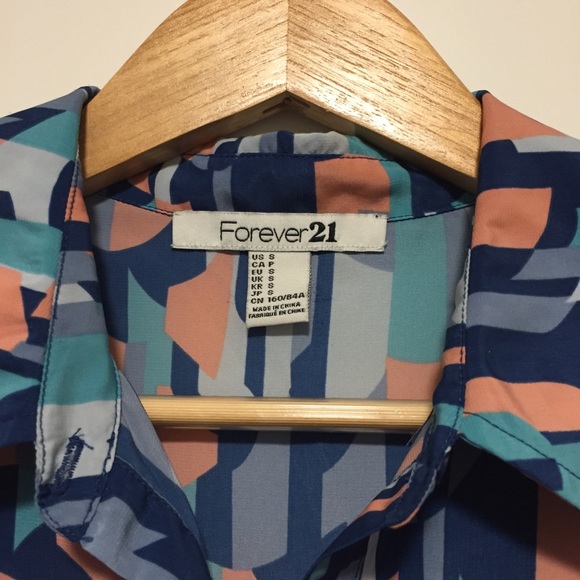 Forever 21 Short Sleeved Button Down Collar Dress - Picture 3 of 3